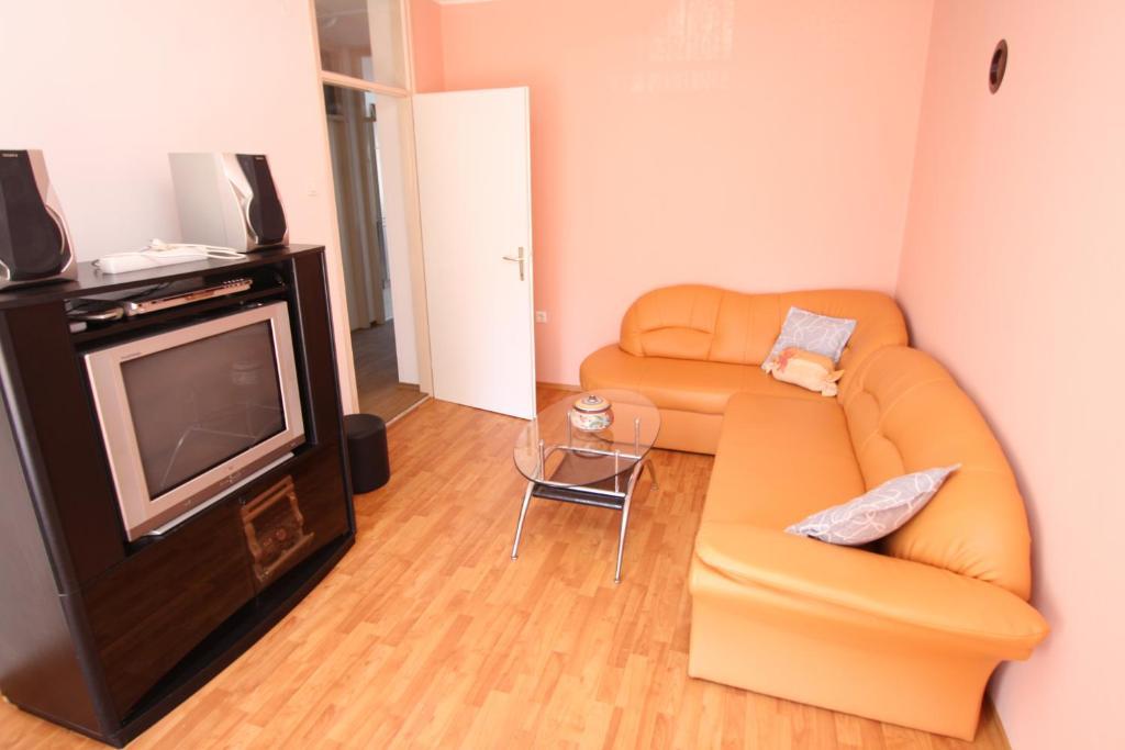 Apartments Tena With Private Parking Пула Номер фото